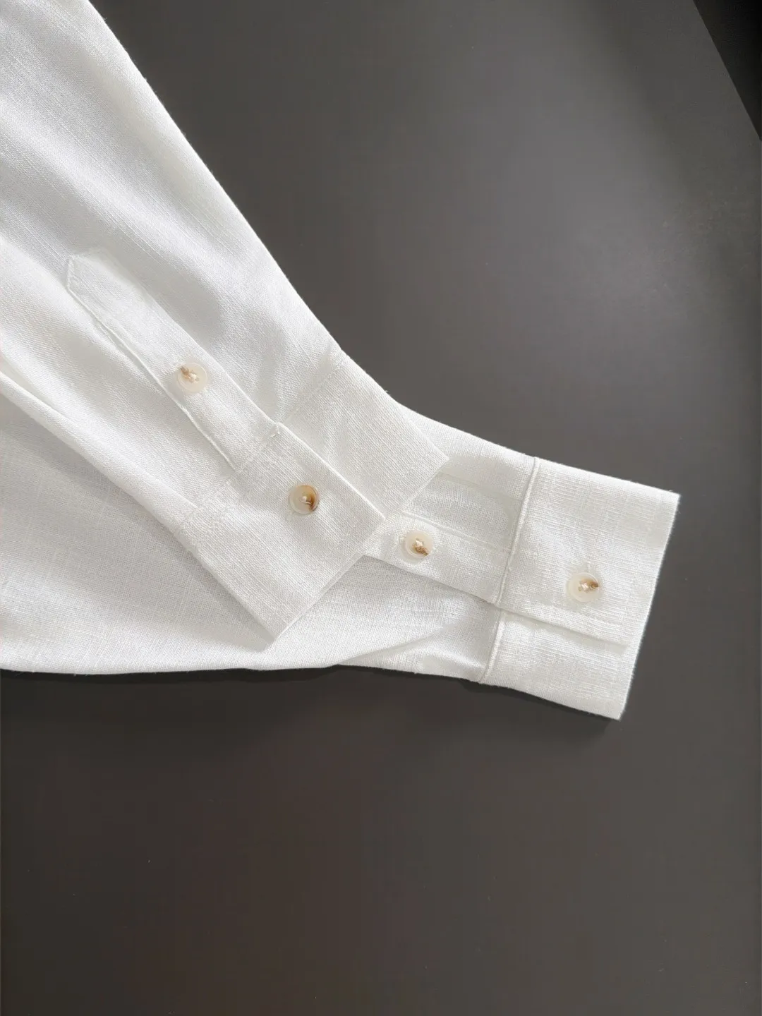 Next day shipment LP High Quality 2026 Autumn and Winter New Arrival Linen Shirt Set Made of one-on-one combed cotton yarn knitted linen fabrics, no pressure when entering and exiting the counter Exclusive control of raw materials It feels substantial when weighed, and the upper body is more textured than ordinary T-shirts. This texture can handle the weather easily and is suitable for both hot and cold conditions! Loose fit design, looks noble. The only correct version is available Size: M to XXXL